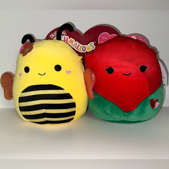New! Sunny the Bee and Walsh the Rose Valentines 2023 Squishmallows! - Picture 1 of 4